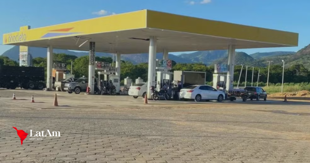 Pai esquece filhas de 6 e 10 anos em posto de gasolina e retorna 40 km para buscá-las no Espírito Santo