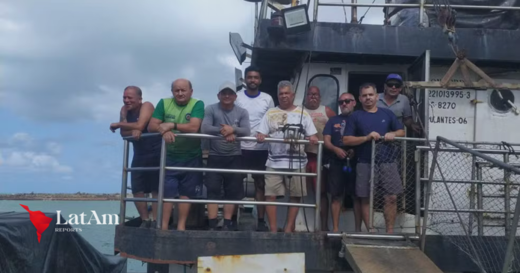 Naufrágio no grande Recife: cinco tripulantes seguem desaparecidos após afundamento de navio de carga