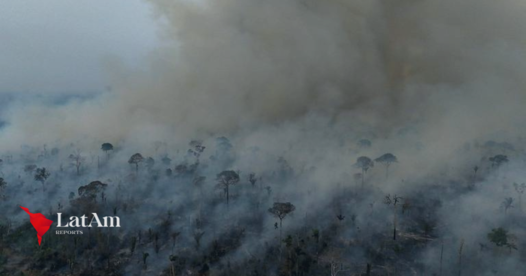 Megaincêndios na Amazônia aceleram risco de colapso do bioma