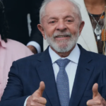 Lula afirma que qualquer tarifa dos EUA será retribuída