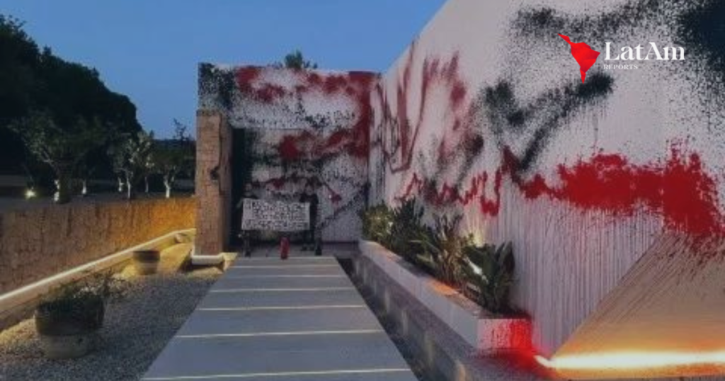 Mansão de Messi em Ibiza é Vandalizada por Ativistas Ambientais