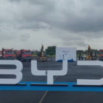 BYD enfrenta acusações de irregularidades trabalhistas ao trazer centenas de trabalhadores chineses ao Brasil