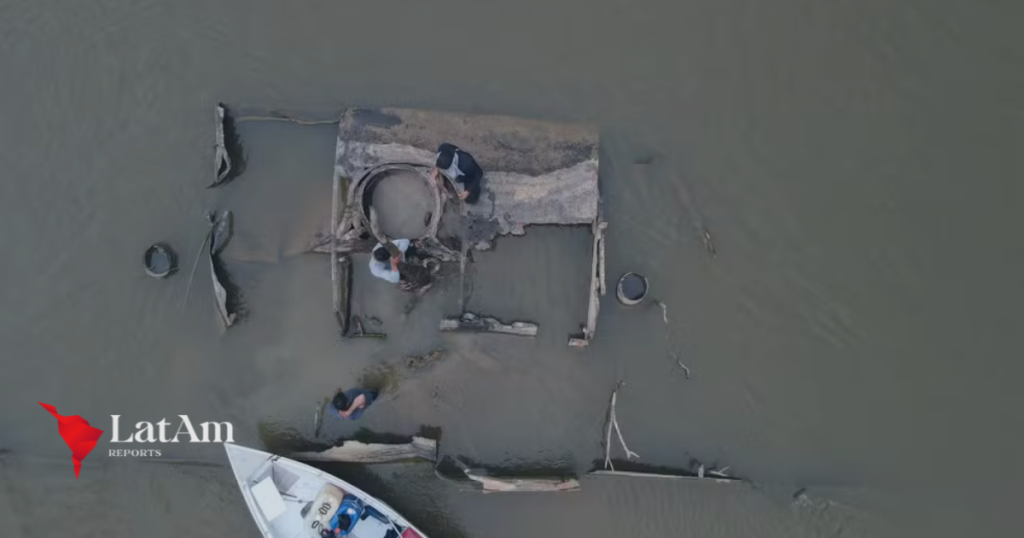 Seca do Rio Madeira revela navio do século XIX no Amazonas