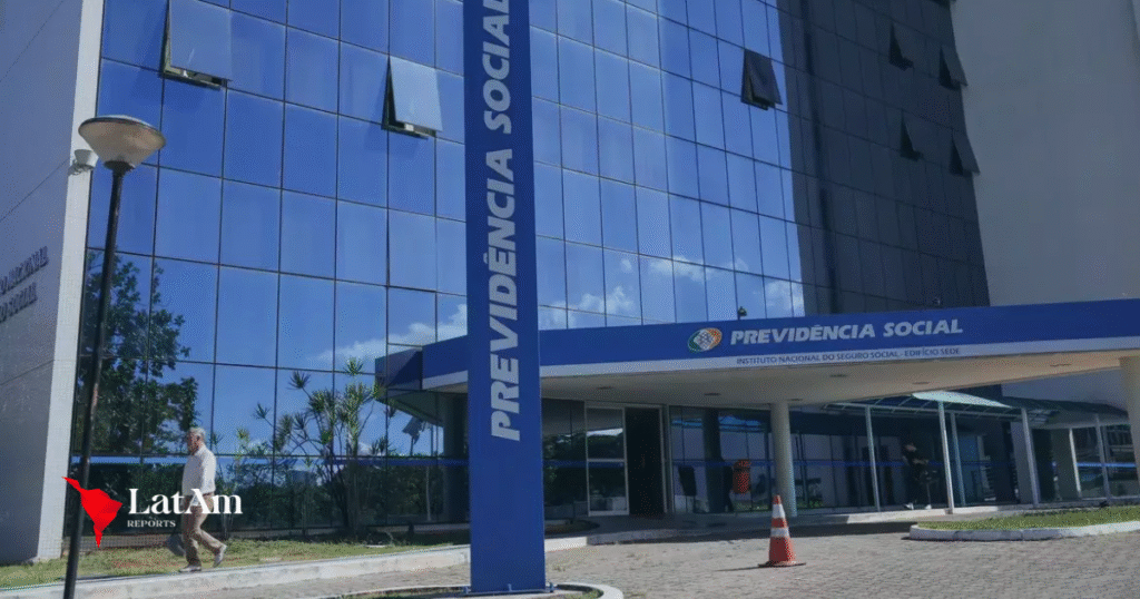 Governo devolve R$ 1 bilhão a aposentados lesados por fraudes no INSS