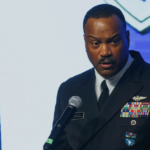 Almirante dos EUA responsável pela América Latina deixa o cargo antes do previsto