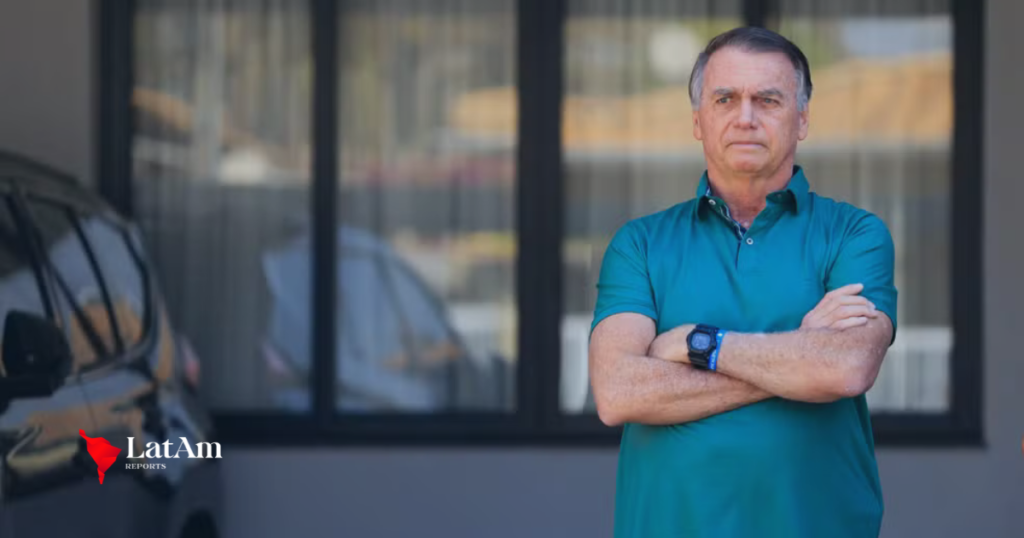 Polícia Civil ouve Bolsonaro sobre arma apreendida durante blitz no DF