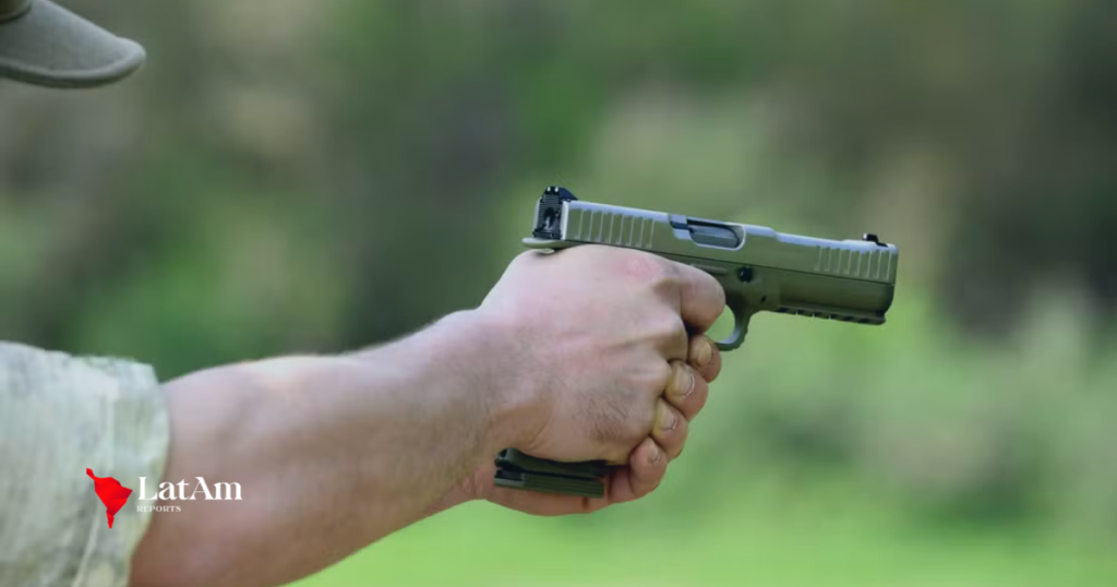 Projeto quer liberar uso do FGTS para compra de armas de fogo; proposta será analisada na Câmara