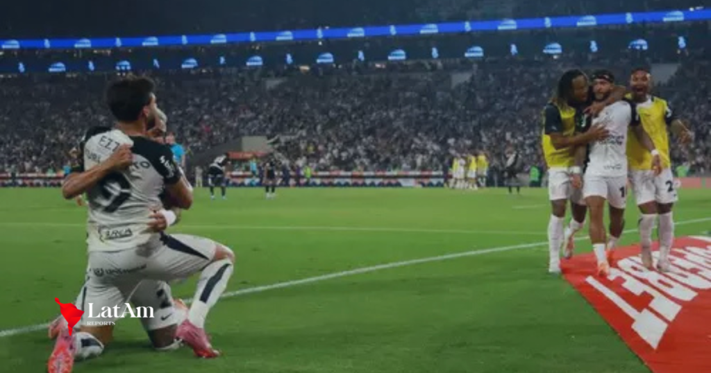 Corinthians volta campeão a São Paulo, recebe torcida no aeroporto e faz festa reservada na Arena