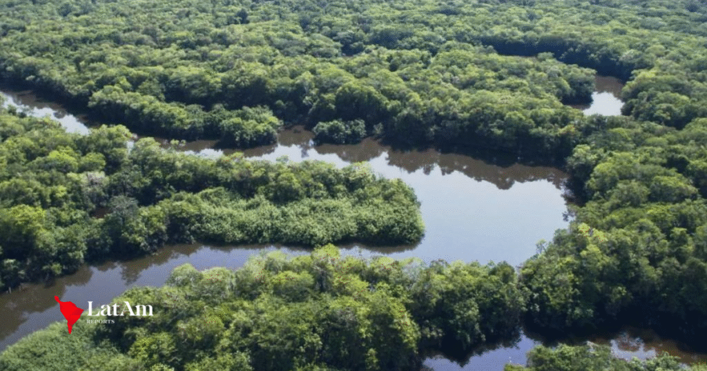 CV e PCC ampliam rede na Amazônia e usam rotas fluviais até o Atlântico, aponta relatório de inteligência