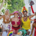 Blocos de rua agitam o Rio de Janeiro nesta segunda-feira de Carnaval