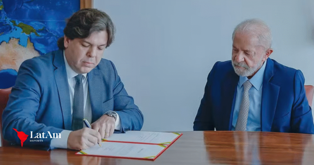 Lula oficializa Frederico Siqueira como novo ministro das Comunicações após impasse político