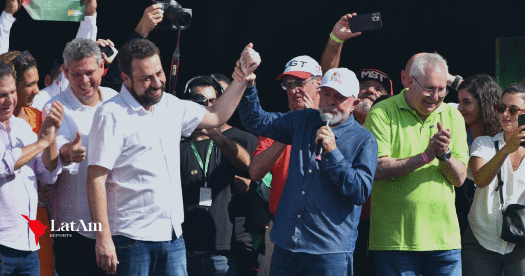 Lula propõe debate sobre fim da jornada 6 por 1 e promete ação contra fraudes no INSS