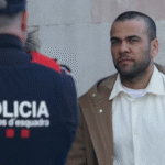 Daniel Alves voltará a ser julgado após recurso da Promotoria de Barcelona ser aceito