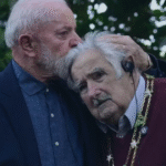 Lula desembarca no Uruguai para se despedir de Pepe Mujica e participa de velório em Montevidéu