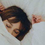 Melatonina: quando tomar, para que serve e por que nem sempre é a solução para dormir melhor