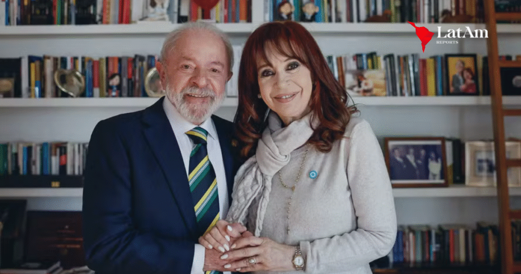 Em Buenos Aires, Lula visita Cristina Kirchner, que cumpre prisão domiciliar