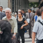 Expectativa de vida do brasileiro sobe para 76,6 anos em 2024, aponta IBGE