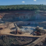 Moradores enfrentam desafios após contaminação por urânio na única mina ativa do Brasil