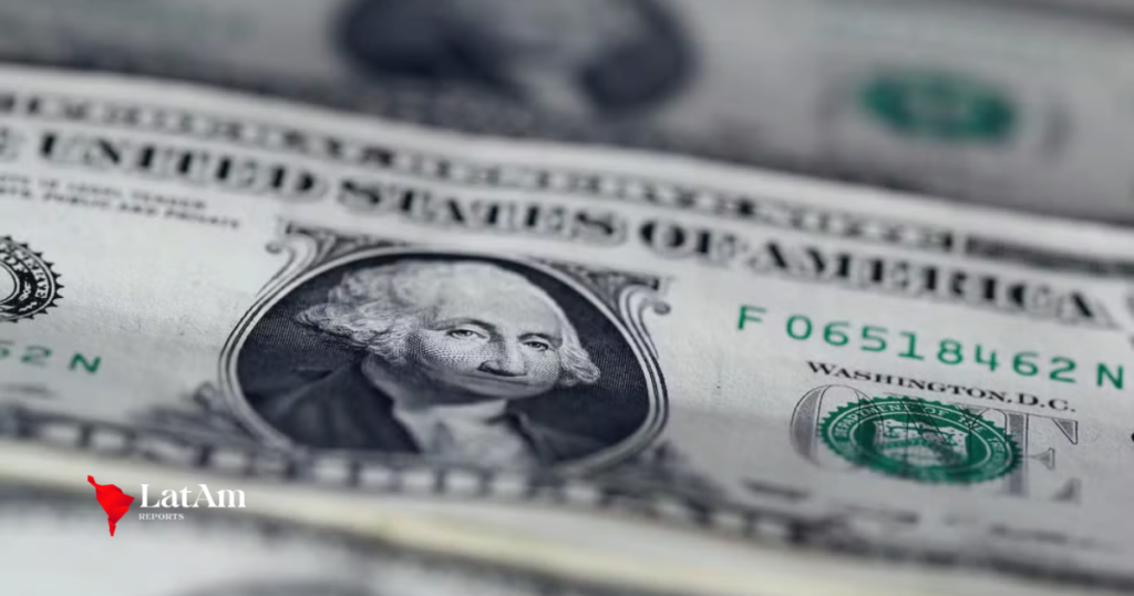 Dólar encosta em R$ 5 e atinge menor valor em dois anos; Ibovespa se aproxima dos 197 mil pontos