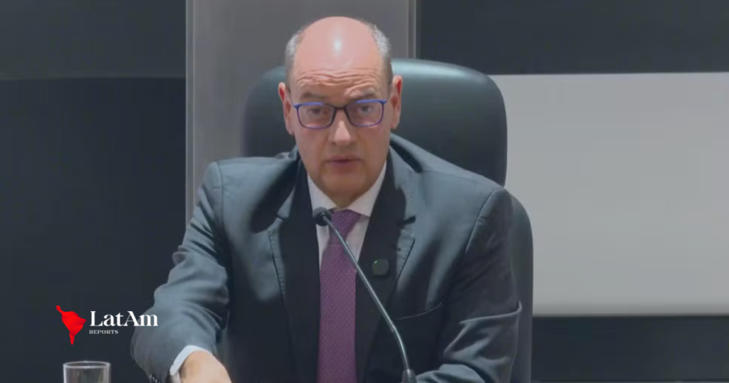 Governador em exercício do RJ exonera 459 comissionados e planeja cortar até 1,6 mil cargos