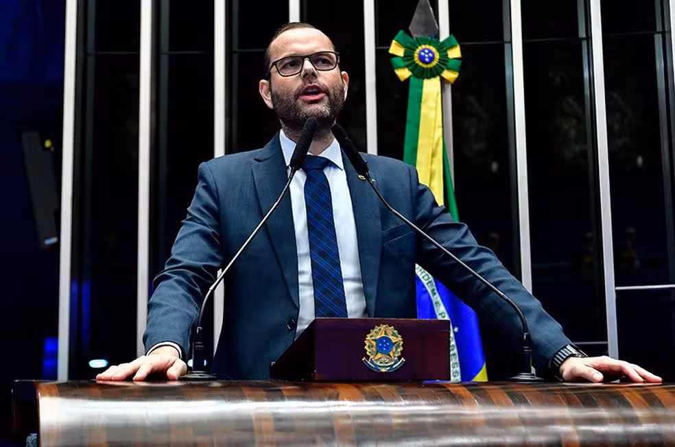 TSE rejeita recurso e mantém mandato de Jorge Seif