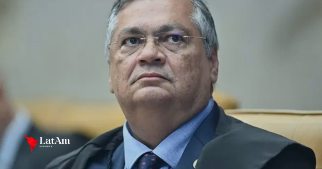 Licença compensatória, auxílio-locomoção e acúmulo de férias: entenda os ‘penduricalhos’ vetados por Flávio Dino