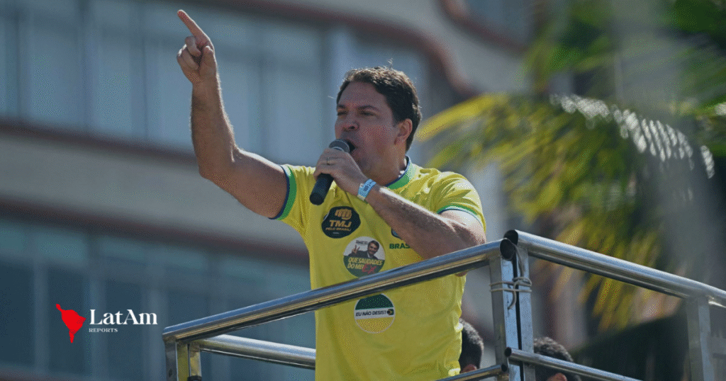 Moraes ordena prisão imediata de Alexandre Ramagem após confirmação de fuga para os Estados Unidos