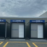 Sem recepção e 100% digital: como funcionam os hotéis autônomos que chegam ao Brasil