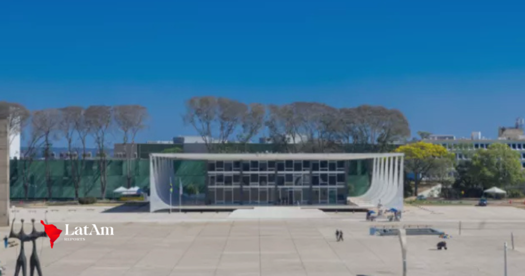 STF afirma que investigação aponta acessos ilegais a dados de ministros e familiares