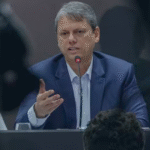 Tarcísio ironiza falsificação de bebidas e diz que só se preocupará “no dia em que falsificarem Coca-Cola”