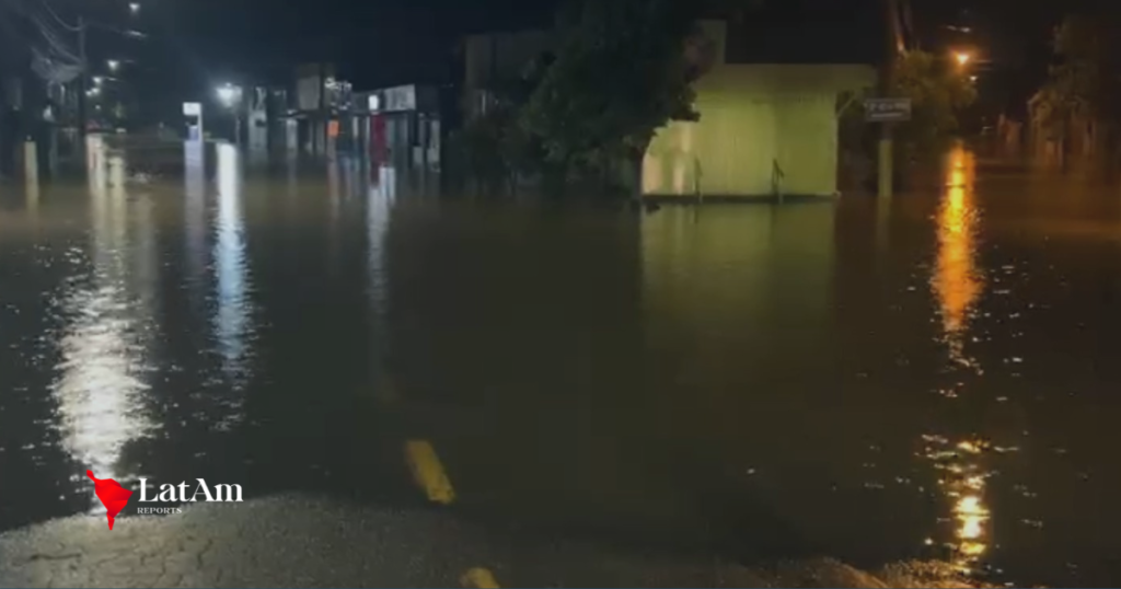 Temporais deixam desalojados, suspendem aulas e interditam rodovias no litoral de SP