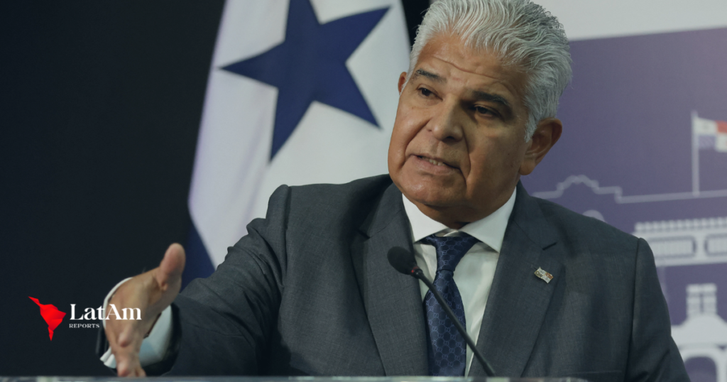 El presidente de Panamá afirma que no habrá negociación sobre la propiedad del canal