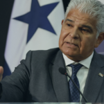 El presidente de Panamá afirma que no habrá negociación sobre la propiedad del canal