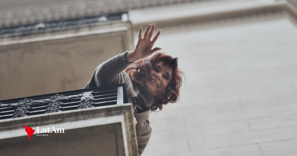 Cristina Fernández de Kirchner enfrenta nuevo juicio por presunto esquema de sobornos en obras públicas