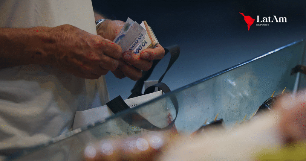 Inflación en Argentina cae al nivel más bajo en cinco años y fortalece el plan económico de Milei