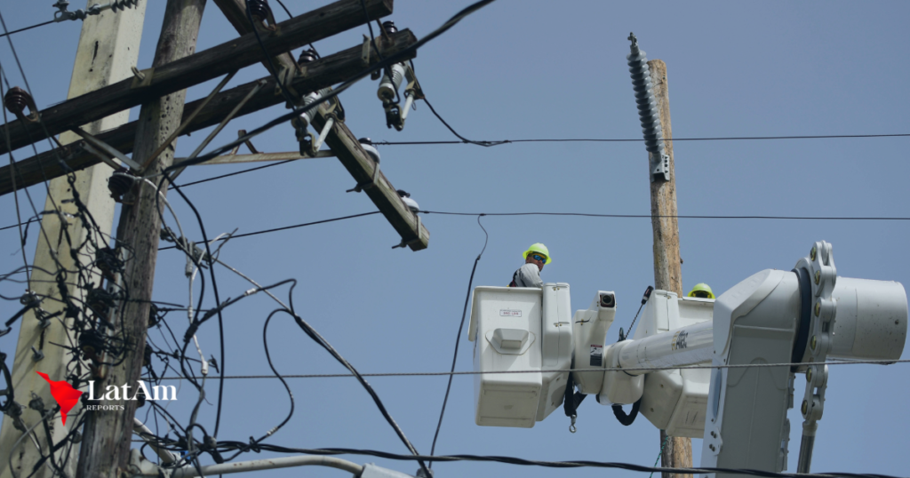 Junta rechaza aumento de tarifas para reestructurar la deuda de la compañía eléctrica de Puerto Rico