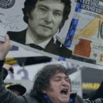 Por qué el gobierno de Javier Milei volvió a intervenir en el mercado cambiario argentino